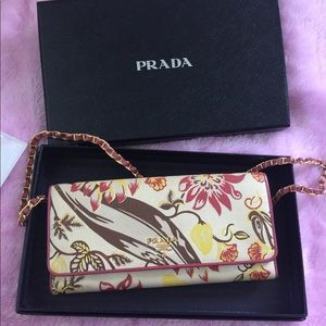 PRADA Wallet on Chain Shoulder Bag flower print🥰